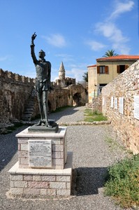 842760aaf9c5db2db70f4f1f49390ff8fdcc708f_01_wikipedia.jpg